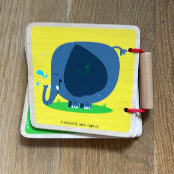 Hape Wooden Book, At The Zoo - Picture 5 of 5